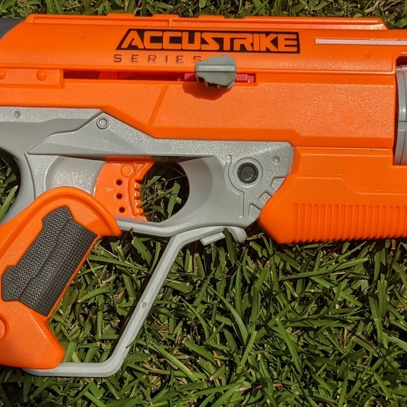 Nerf N-Strike Elite Alphahawk - Picture 3 of 6